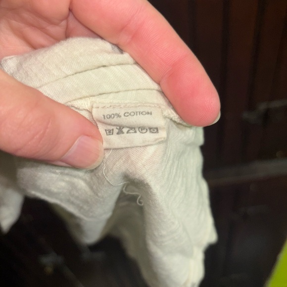 Magnolia Pearl Cream Tee with Gray Moon and Star Print - Picture 3 of 3